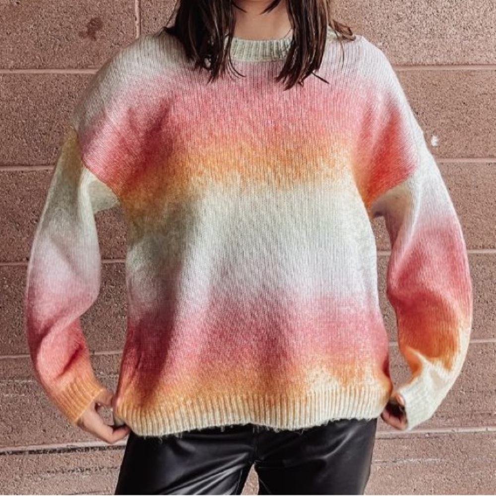 Lyla + Luxe Yara Multicolor Ombre Women's Oversized Sweater